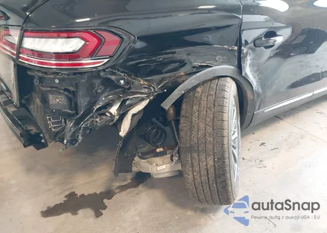 2022 Lincoln Nautilus Standard z USA, uszkodzony, nr VIN 2LMPJ8J97NBL13138